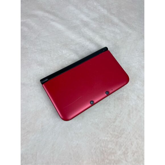 Nintendo 3DS XL + Super Mario Bros 2 480p Video Game Handheld System Red - Picture 3 of 14